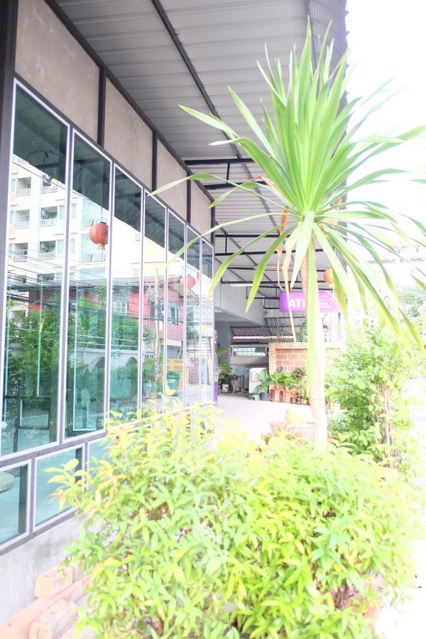 Aparthotel Area 69 Bangkok Esterno foto