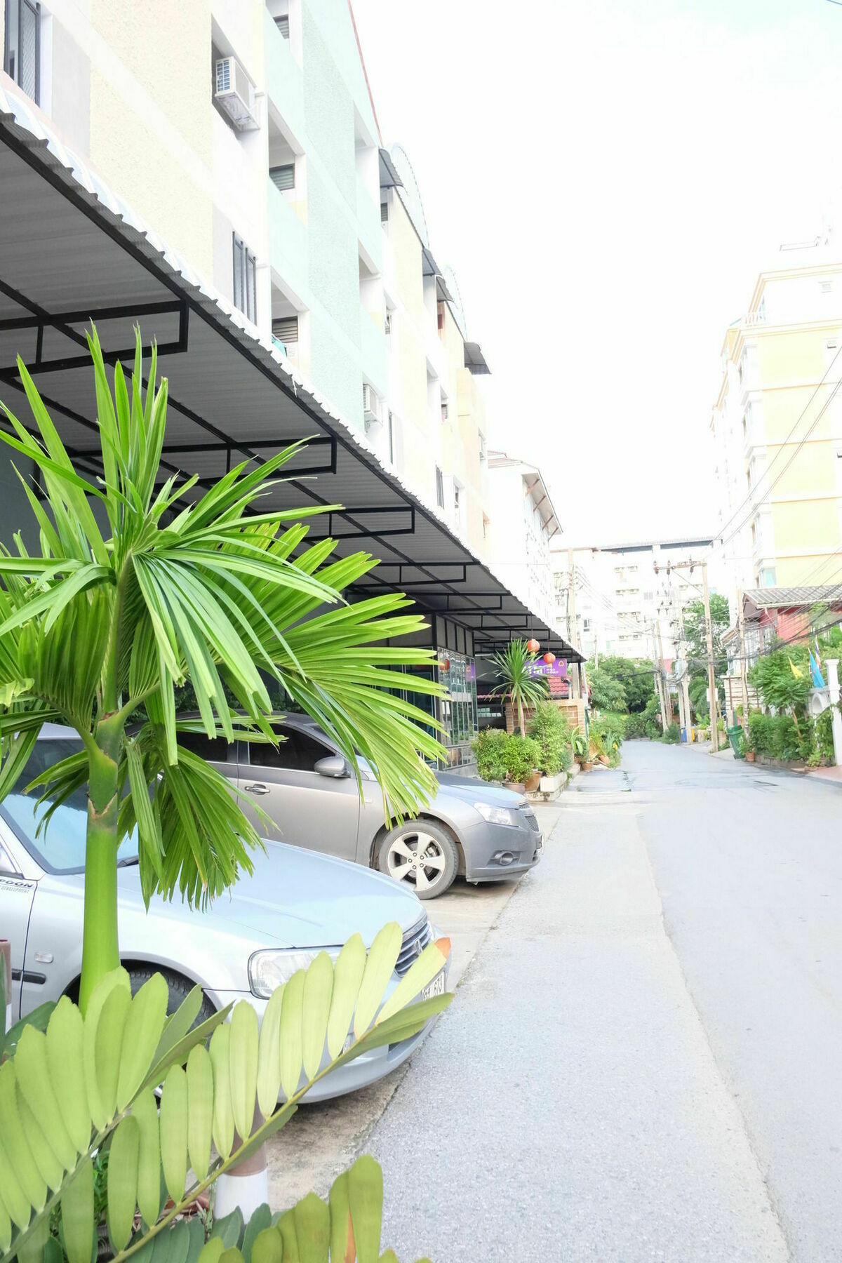 Aparthotel Area 69 Bangkok Esterno foto